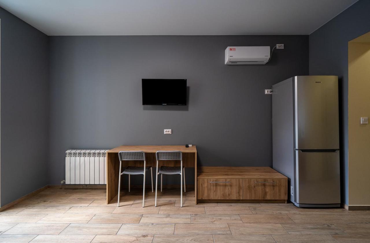 Apartment In The Heart Of Chernigov Exterior photo